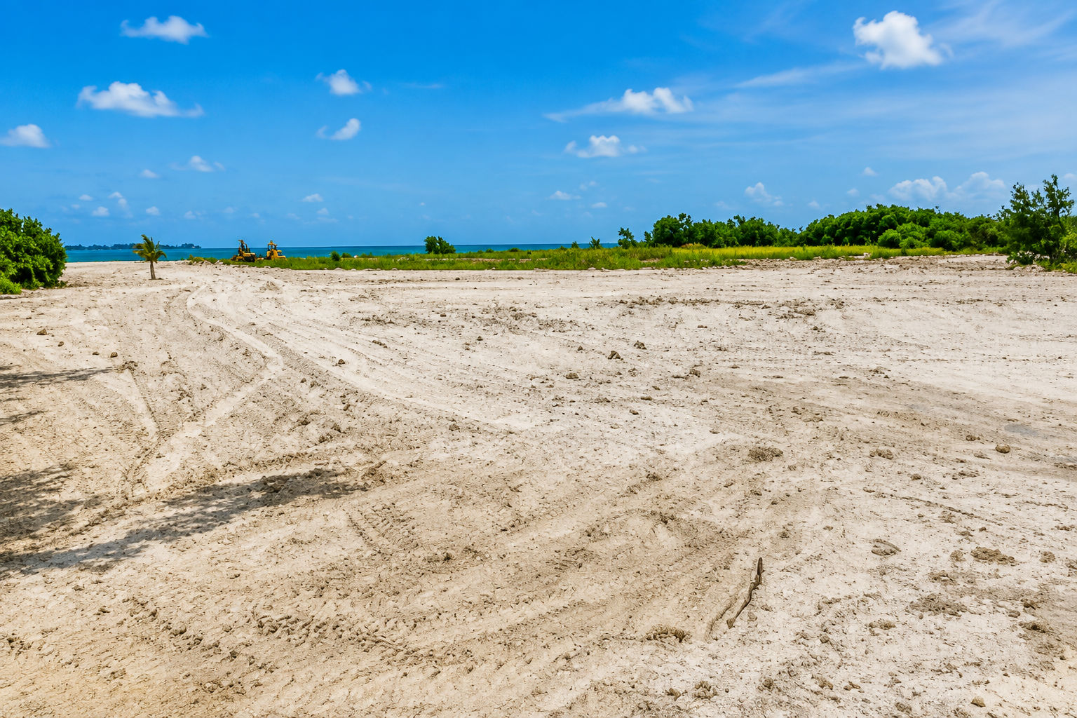 Isabella Caye — Day 1 of construction